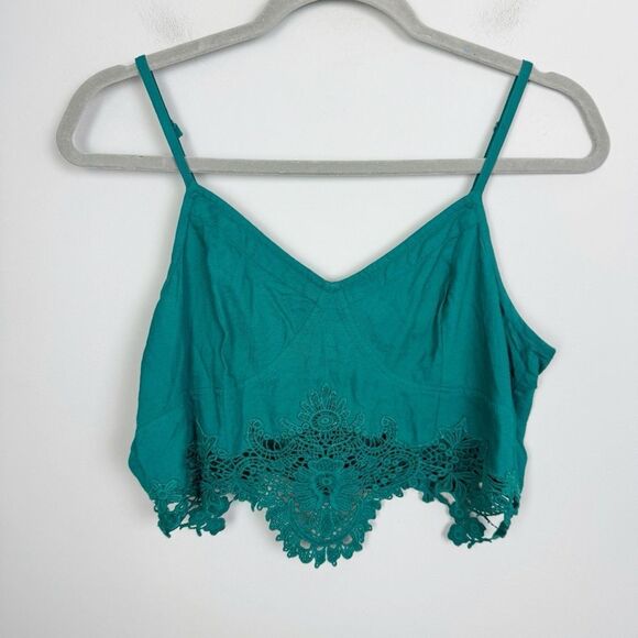 FREE PEOPLE | INTIMATELY Teal Green Crop Top Lace Accents Women’s Size Medium - Picture 1 of 9